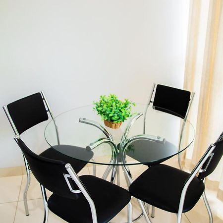 Apartamento Novo E Completo No Centro De Palmas C/ Internet ภายนอก รูปภาพ