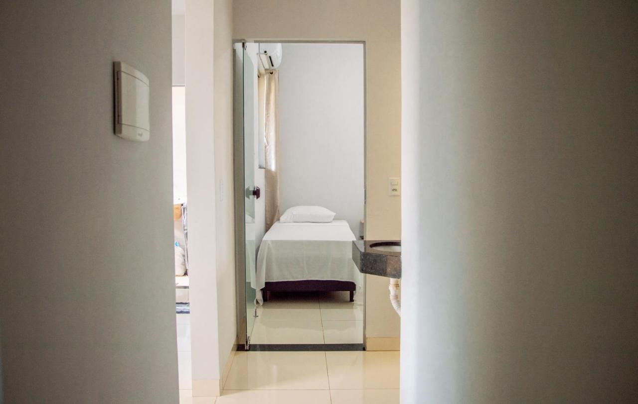 Apartamento Novo E Completo No Centro De Palmas C/ Internet ภายนอก รูปภาพ